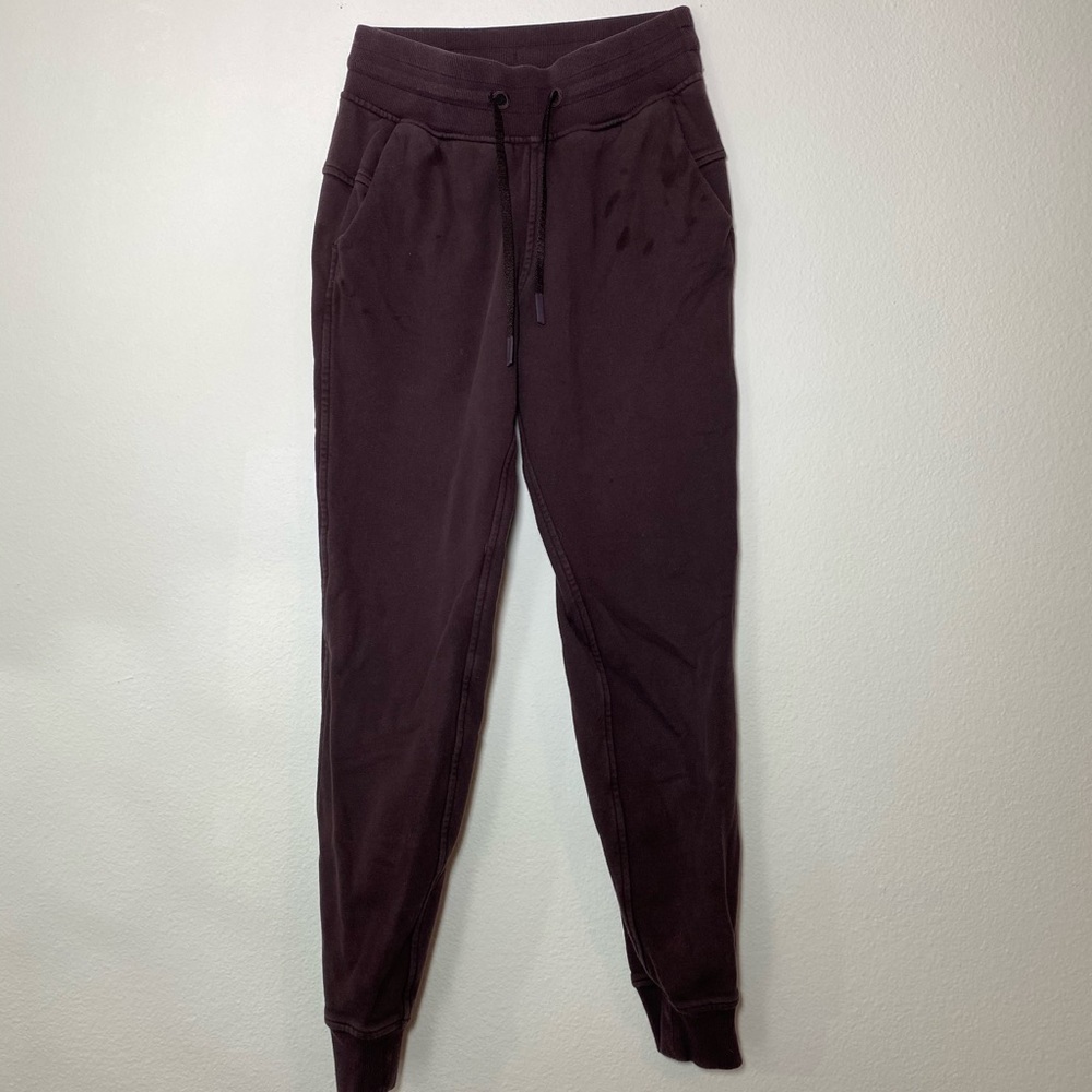 Lululemon sweatpants